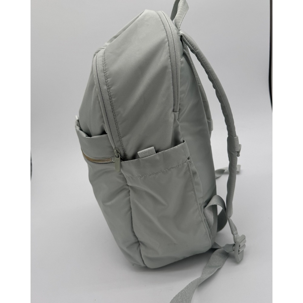 Under Armour Studio Campus Backpack UA Storm 15 Laptop Water Resistant - Picture 7 of 16
